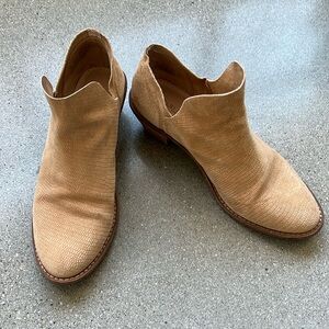 Kelsi Dagger Brooklyn suede booties, size 7, retail $130